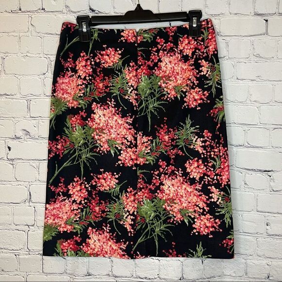 Talbots Petite Pencil Skirt - Picture 2 of 8